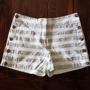 Loft Grey and White Linen short